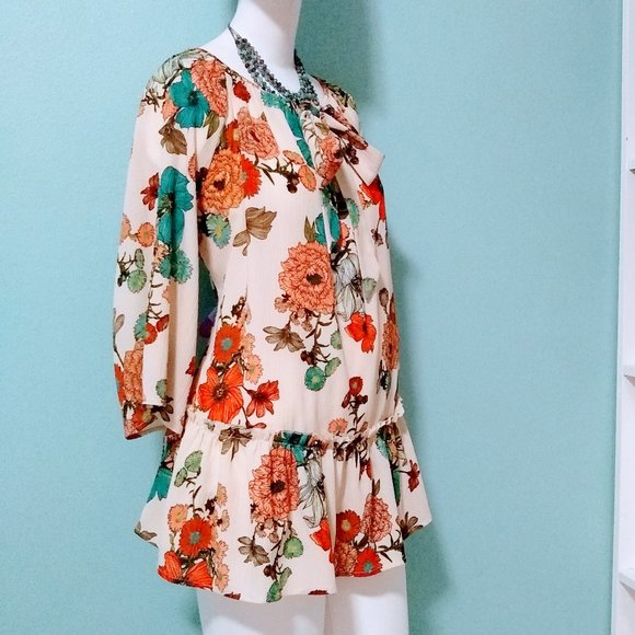 Sun and Moon Cream floral tunic top size S - Picture 1 of 8
